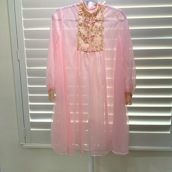 VAL MODE VINTAGE PEIGNOIR SET SOFT PINK SMALL - Picture 12 of 17